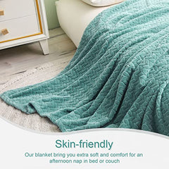 Exclusivo Mezcla Large Flannel Fleece Throw Blanket, 127x178 CM Sofa Throws, Soft Jacquard Weave Leaves Pattern Throws for Sofa, Celadon Blanket