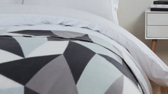 Dreamscene Shapes Geometric Fleece Blanket Super Soft Warm Cosy Sofa Couch Settee Bed Picnic Garden Throw Over, Grey - 120 x 150cm